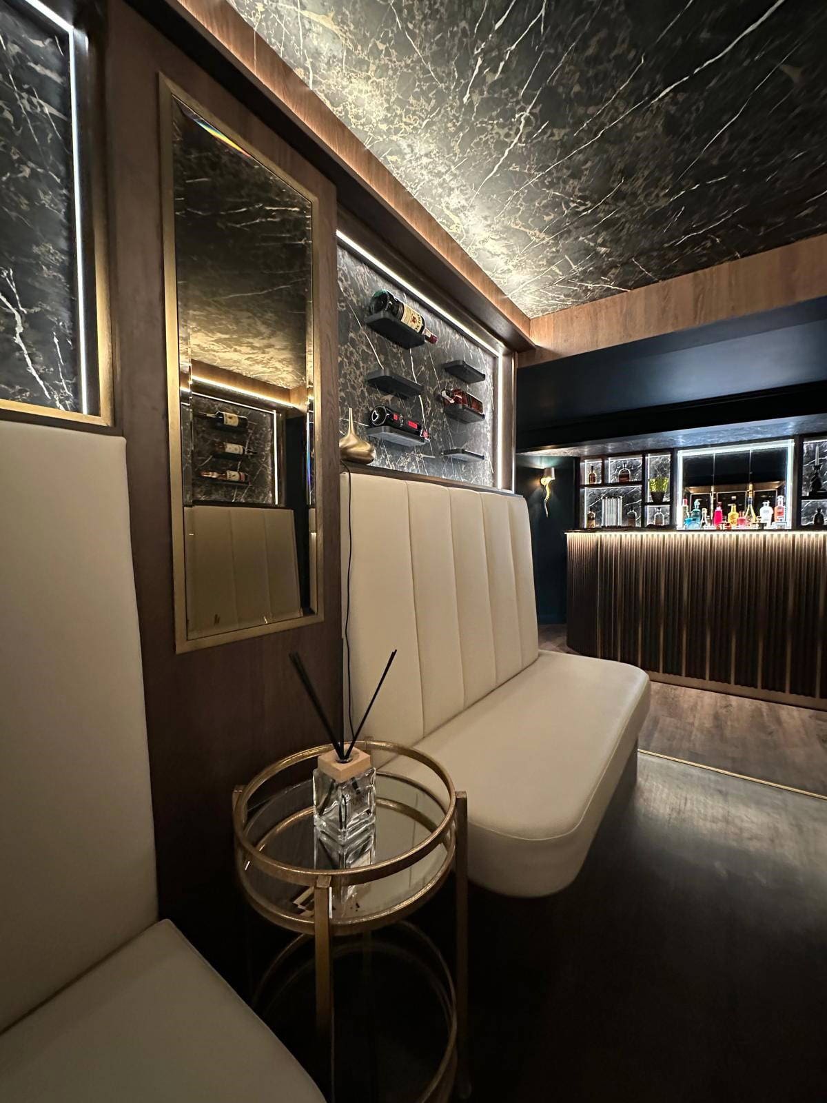 44 Bespoke Home Bar example